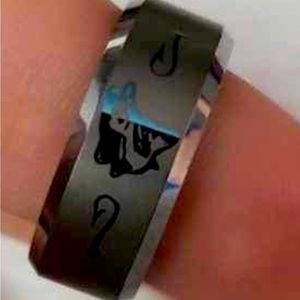 Size 7 1/2 tungsten ring